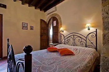 Готель S. Nikolis Historic Boutique 4*