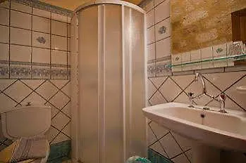 Готель S. Nikolis Historic Boutique Rhodes City